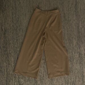 UNIQLO TAN GUACHO PANTS